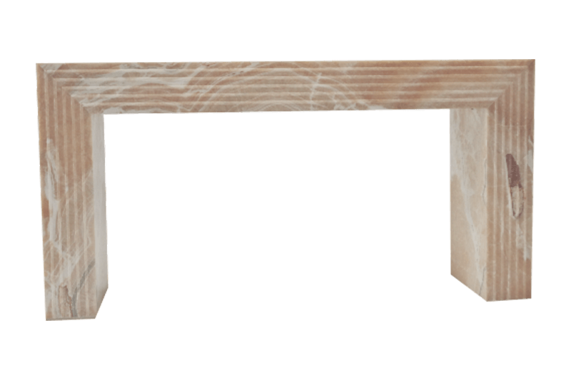 طاولة رخامية بإطار بني فاتح