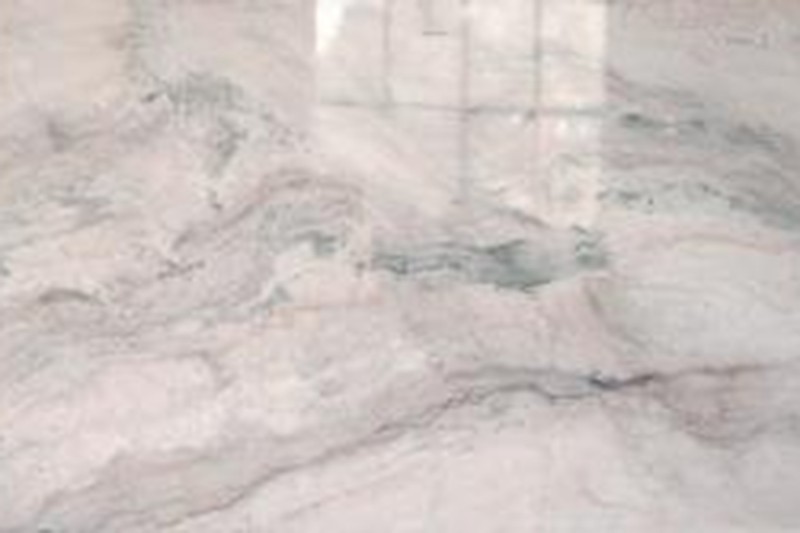 طاولة زاوية رخامية هندسية ذات سطح نحاسي